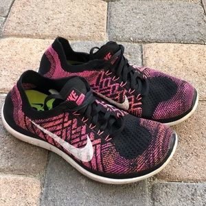 Women’s Nike shoes